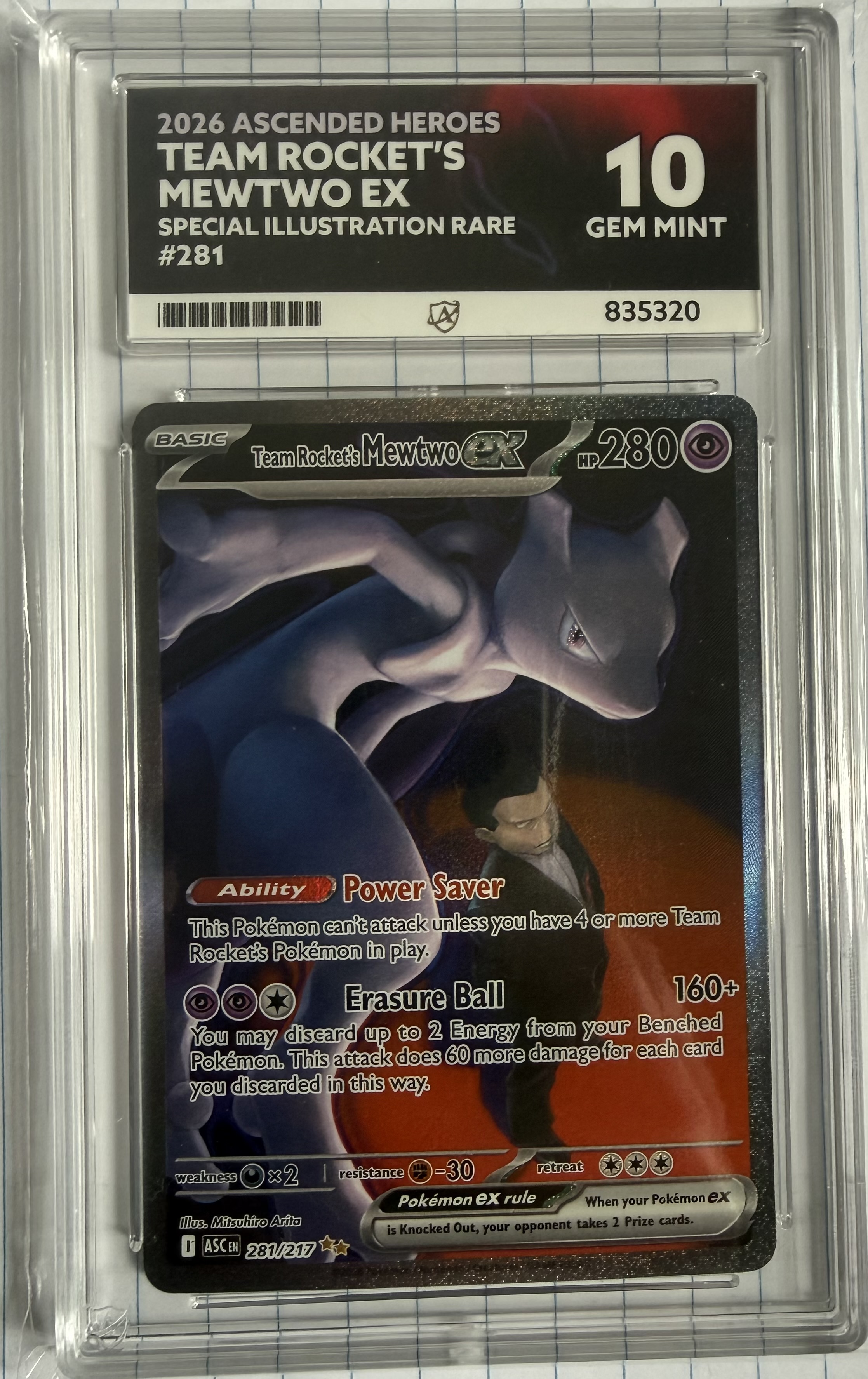 Team Rocket's Mewtwo ex